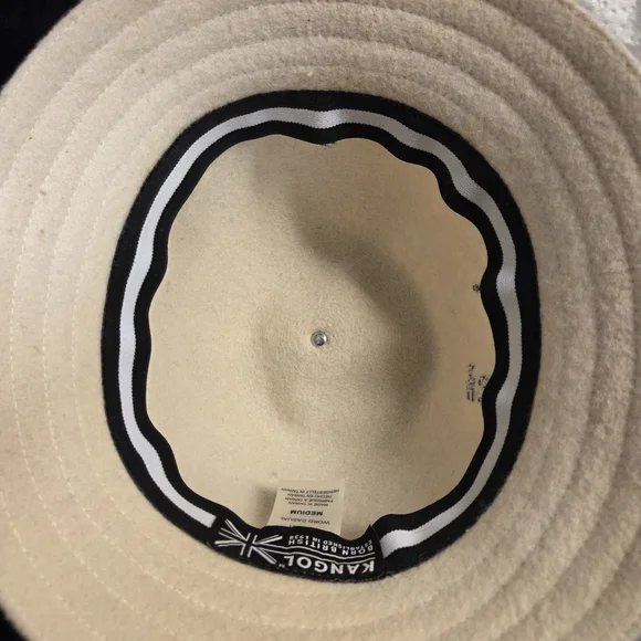 Kangol Cream Bucket Hat - I'VE LOST MY MIND - Rare Edition, Size M - Picture 3 of 3